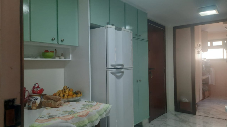 Imagem Apartamento com 3 Quartos para Alugar, 135 m²em Pitangueiras - Guarujá