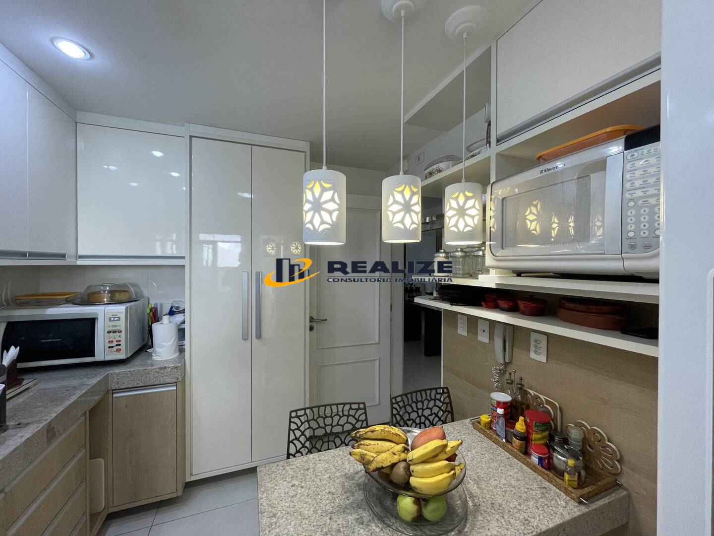 Imagem Apartamento com 3 Quartos à Venda, 160 m²em Centro - Campos dos Goytacazes Imagem Apartamento com 3 Quartos à Venda, 160 m²em Centro - Campos dos Goytacazes