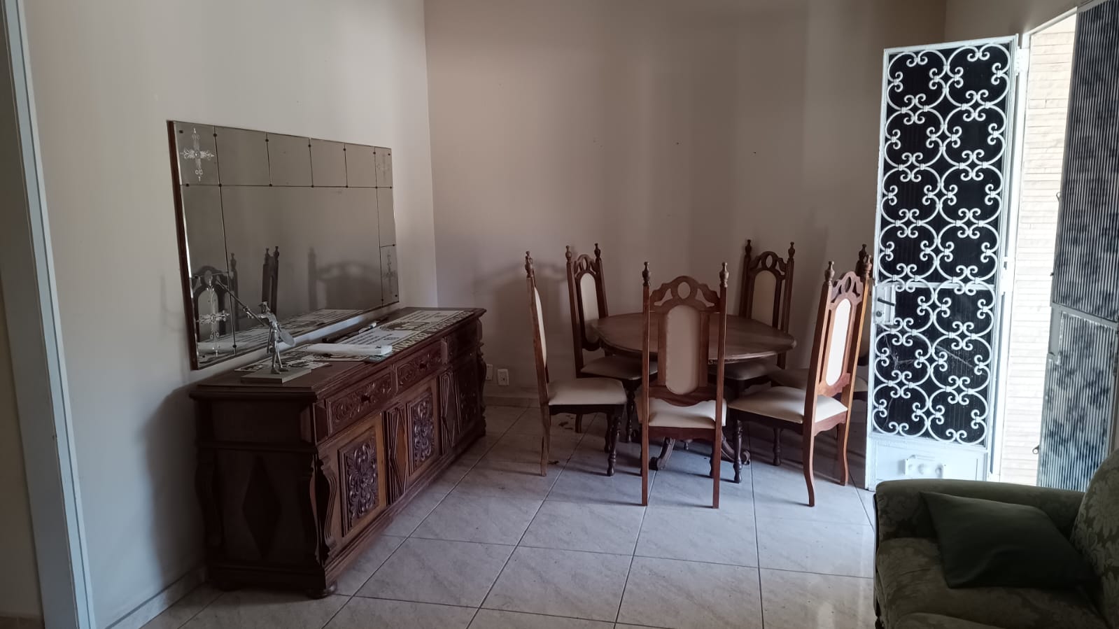 Imagem Casa com 5 Quartos à Venda, 300 m²em Moneró - Rio de Janeiro Imagem Casa com 5 Quartos à Venda, 300 m²em Moneró - Rio de Janeiro