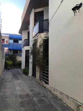 Casa com 6 Quartos para Alugar,  em PIEDADE - JABOATAO