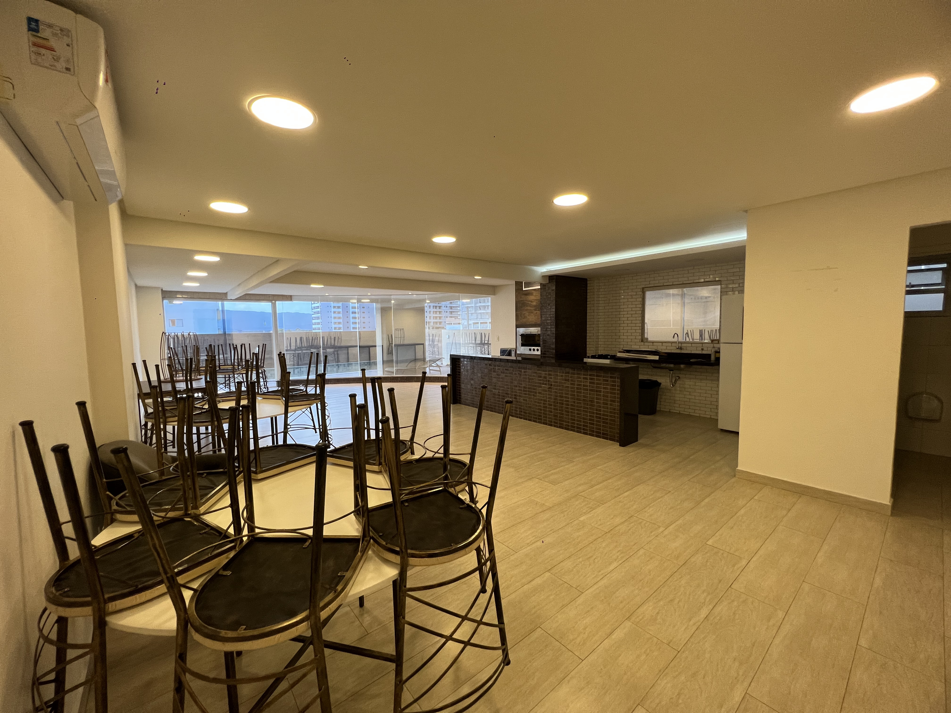Imagem Apartamento com 1 Quarto à Venda, 62 m² em Guilhermina - Praia Grande