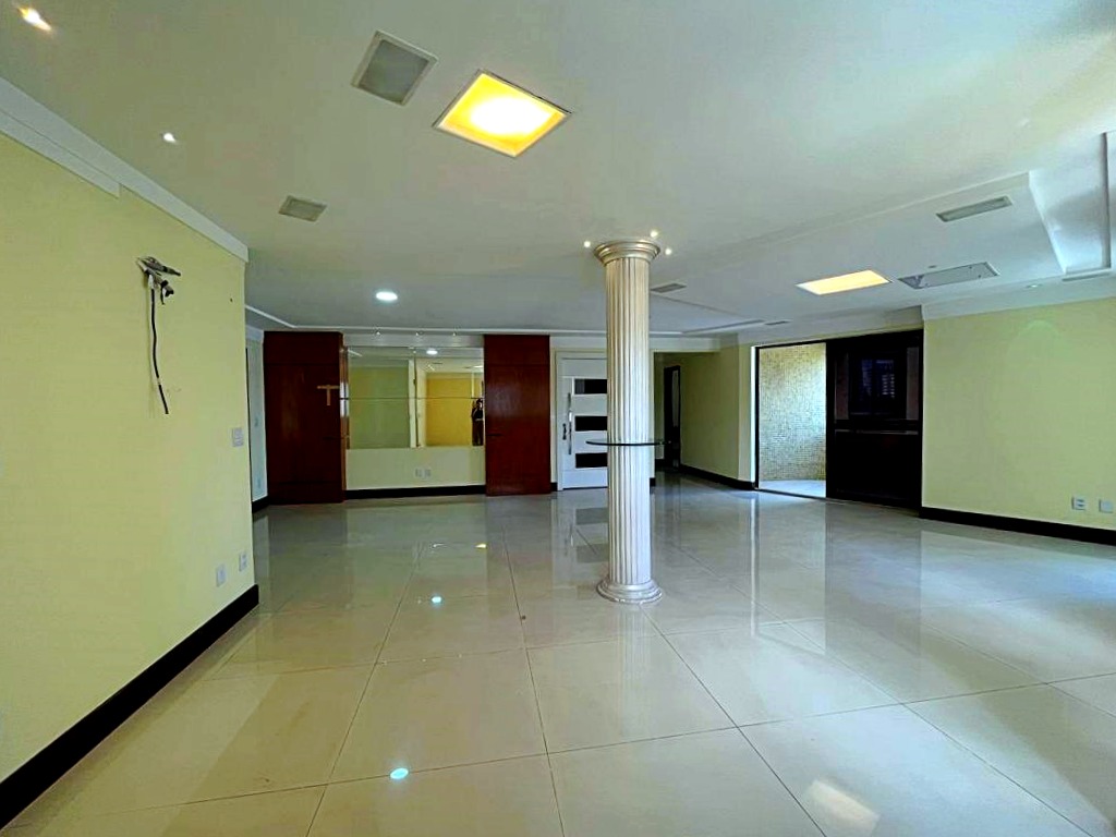 Imagem Apartamento com 4 Quartos à Venda, 266 m²em Nazaré - Belém Imagem Apartamento com 4 Quartos à Venda, 266 m²em Nazaré - Belém