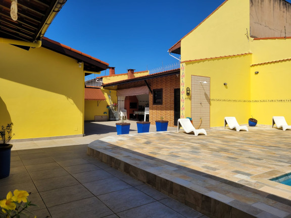 Imagem Casa com 7 Quartos à Venda, 298 m² em Jardim Suarão - Itanhaém