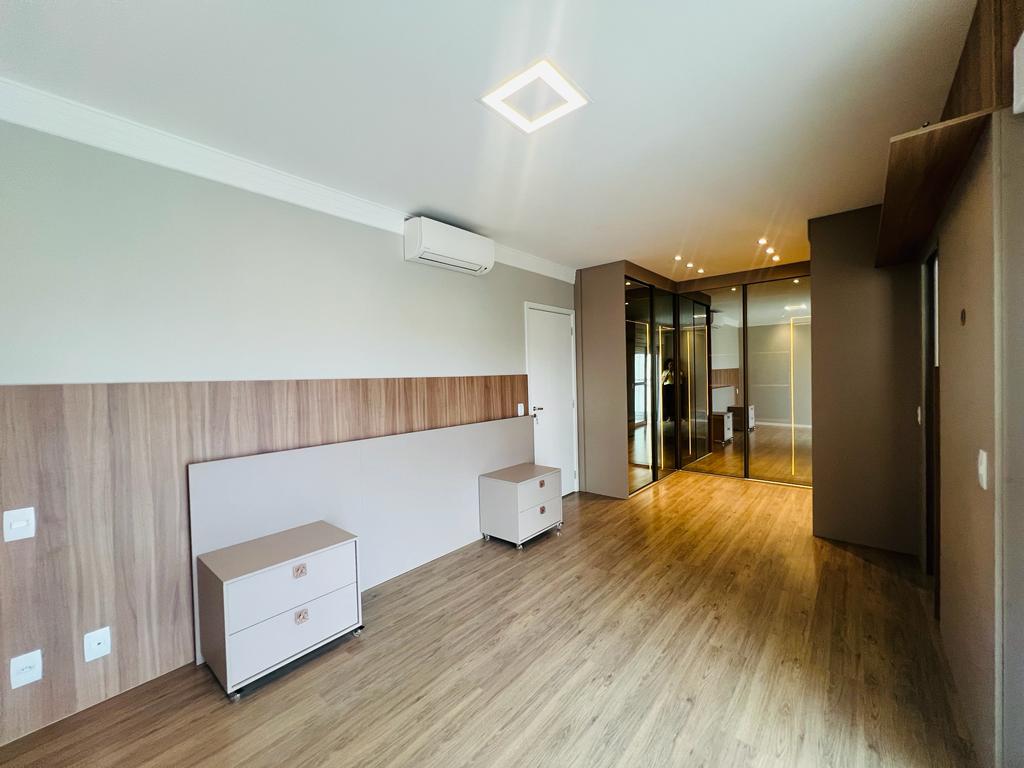 Imagem Apartamento com 3 Quartos à Venda, 177 m²em Cambuí - Campinas