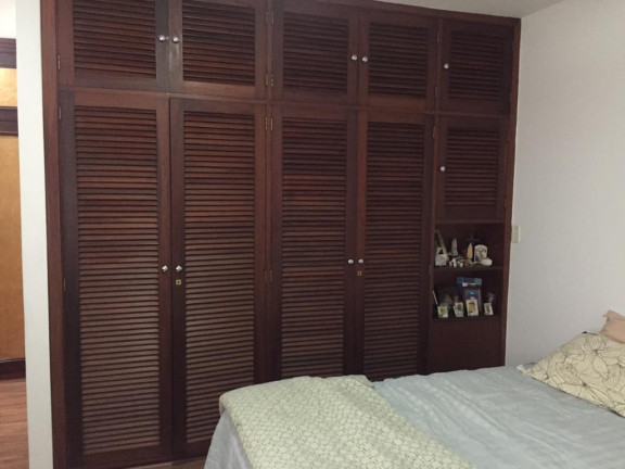 Imagem Apartamento com 3 Quartos à Venda, 158 m² em Pompéia - Santos