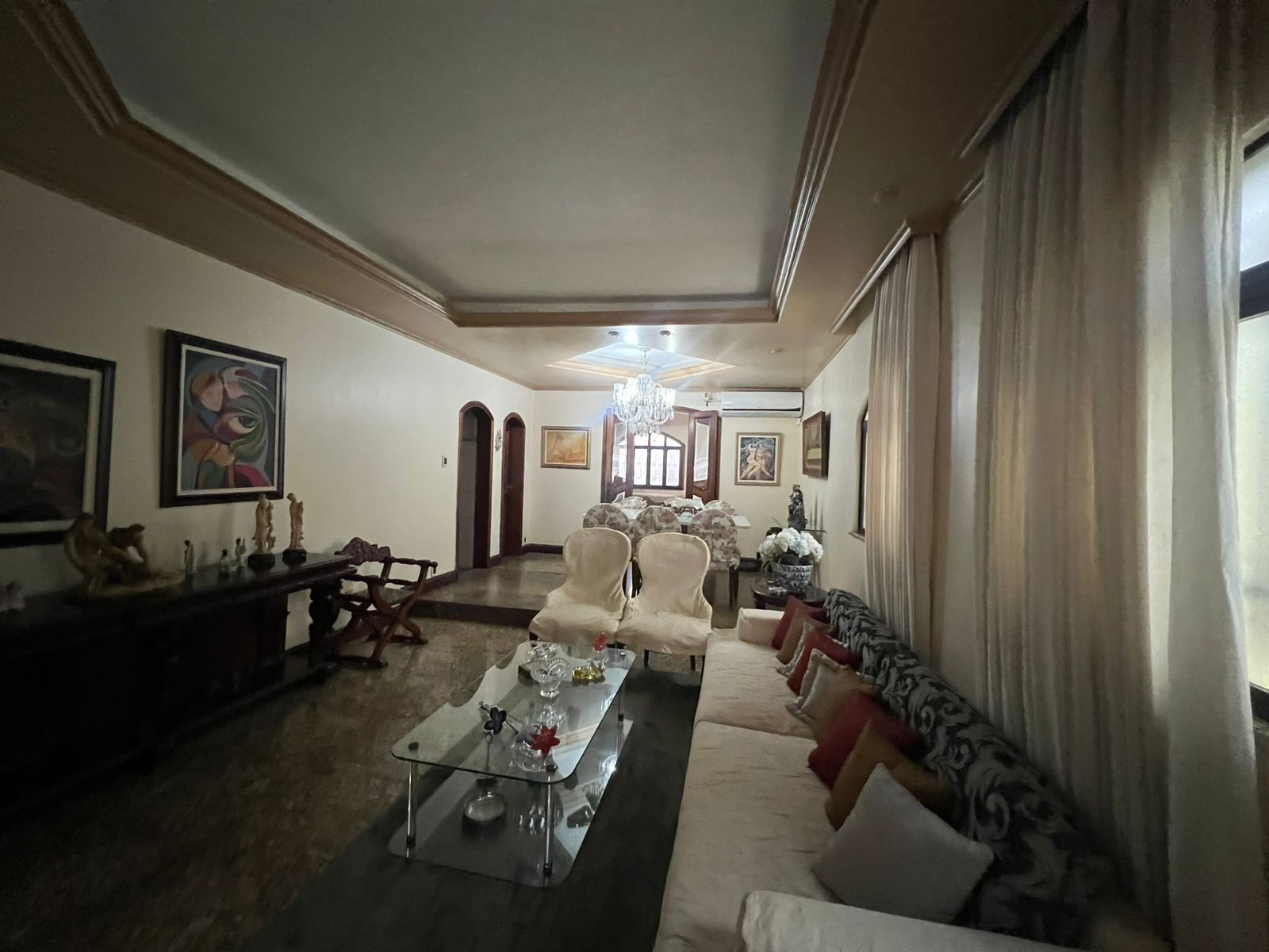 Imagem Casa com 4 Quartos à Venda, 384 m² em Jurunas - Belém
