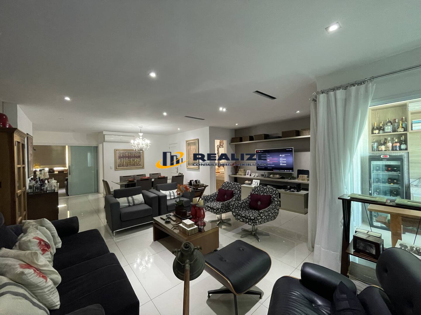 Imagem Apartamento com 3 Quartos à Venda, 160 m²em Centro - Campos dos Goytacazes Imagem Apartamento com 3 Quartos à Venda, 160 m²em Centro - Campos dos Goytacazes