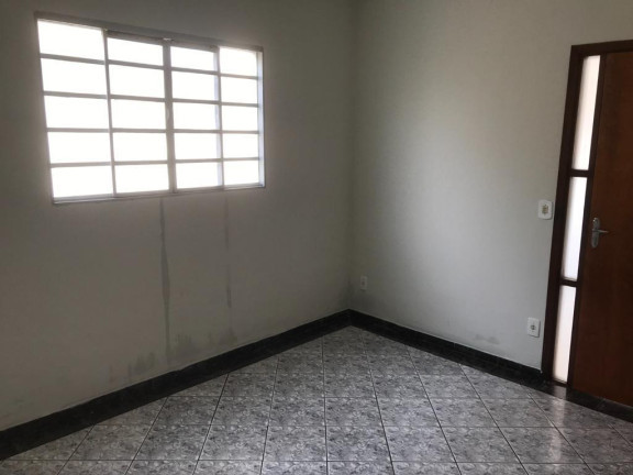 Imagem Casa com 3 Quartos à Venda, em Presidente - Araçatuba Imagem Casa com 3 Quartos à Venda, em Presidente - Araçatuba