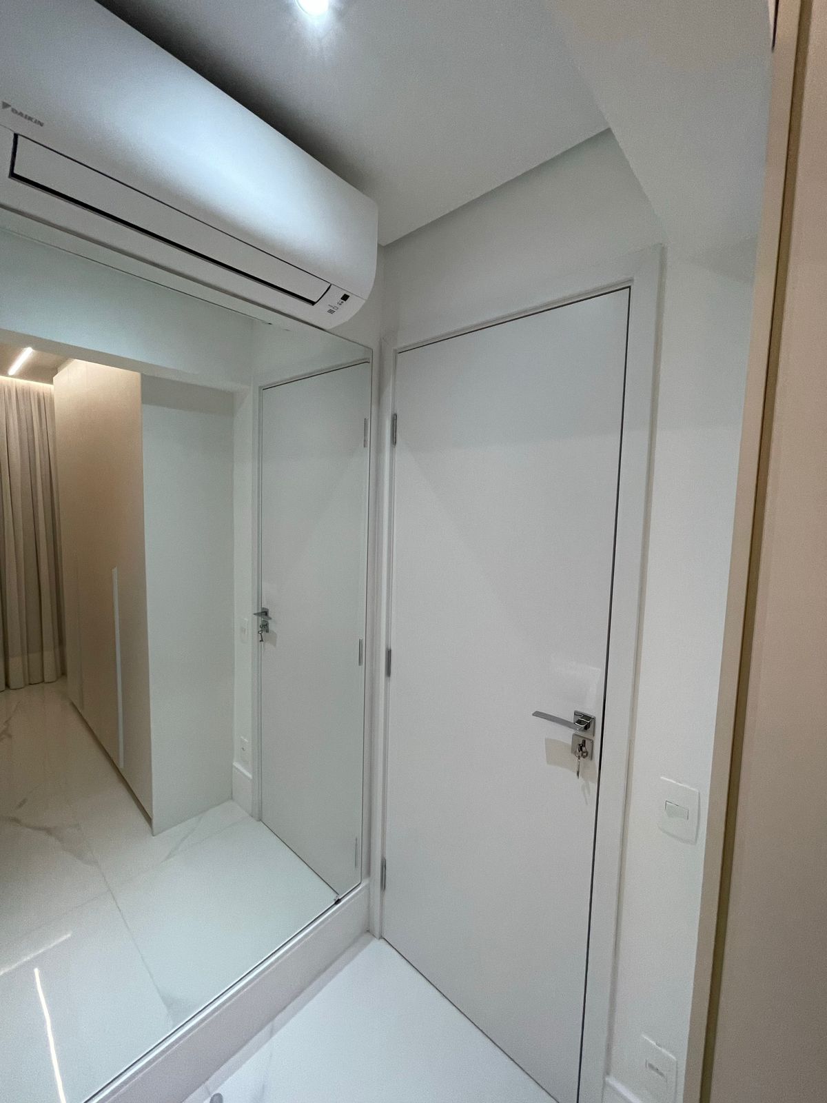 Imagem Flat com 2 Quartos à Venda, 62 m²em Cerqueira César - São Paulo Imagem Flat com 2 Quartos à Venda, 62 m²em Cerqueira César - São Paulo