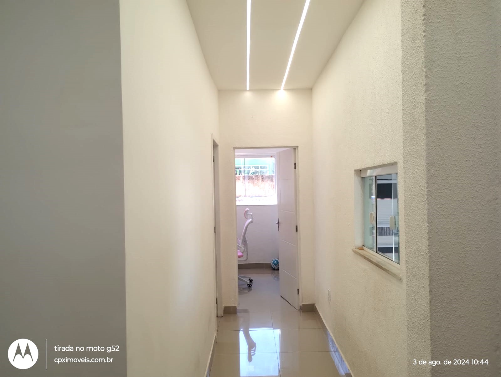 Imagem Casa com 8 Quartos à Venda, 450 m² em Jardim Carioca - Rio de Janeiro Imagem Casa com 8 Quartos à Venda, 450 m² em Jardim Carioca - Rio de Janeiro
