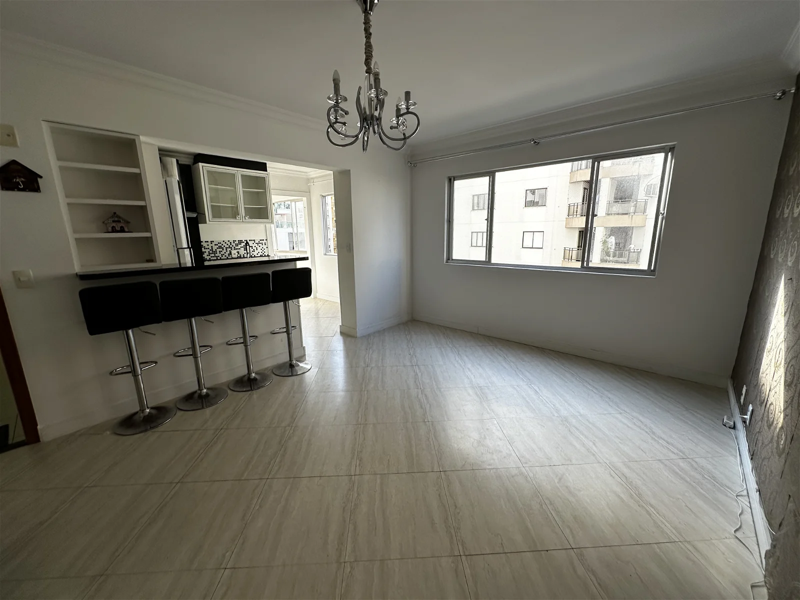 Imagem Apartamento com 2 Quartos à Venda, 80 m²em Centro - Balneário Camboriú