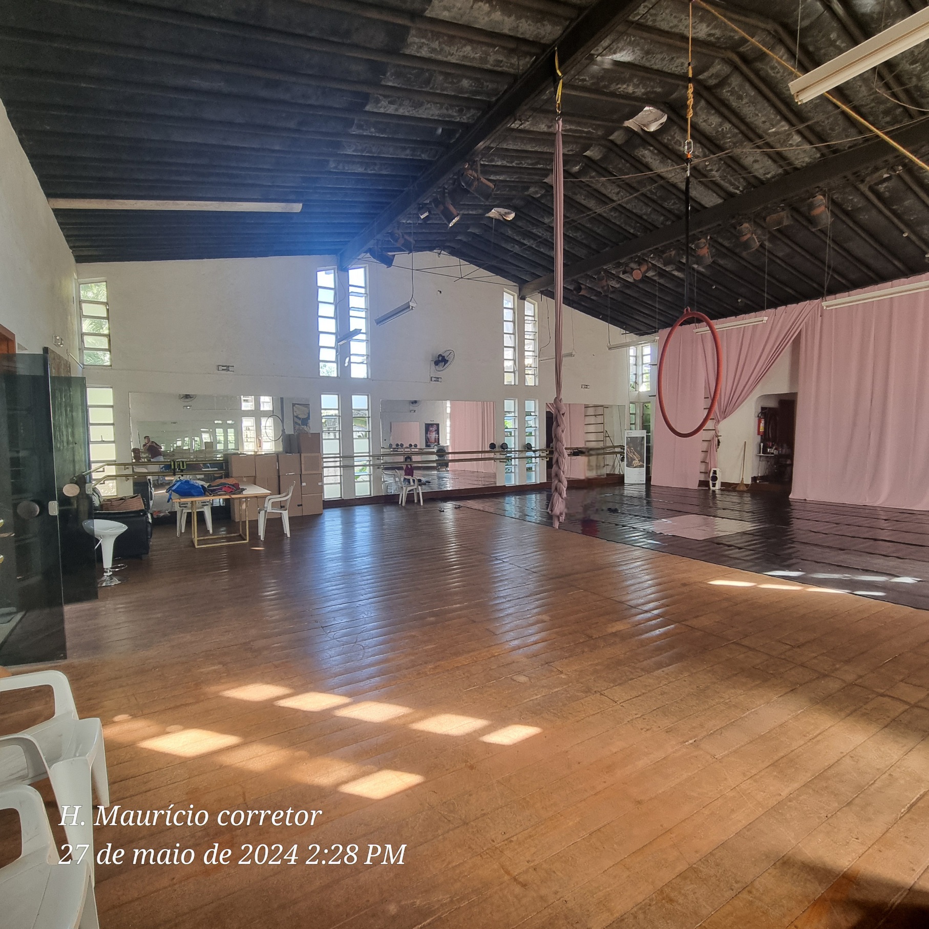 Imagem Galpão à Venda, 413 m²em Setor Jaó - Goiânia Imagem Galpão à Venda, 413 m²em Setor Jaó - Goiânia