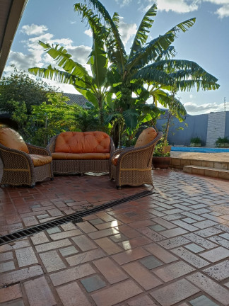 Imagem Casa com 2 Quartos à Venda, 150 m²em Bourbon - Foz do Iguaçu Imagem Casa com 2 Quartos à Venda, 150 m²em Bourbon - Foz do Iguaçu