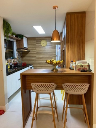 Imagem Casa de Condomínio com 3 Quartos para Alugar, 160 m² em Buraquinho - Lauro de Freitas Imagem Casa de Condomínio com 3 Quartos para Alugar, 160 m² em Buraquinho - Lauro de Freitas