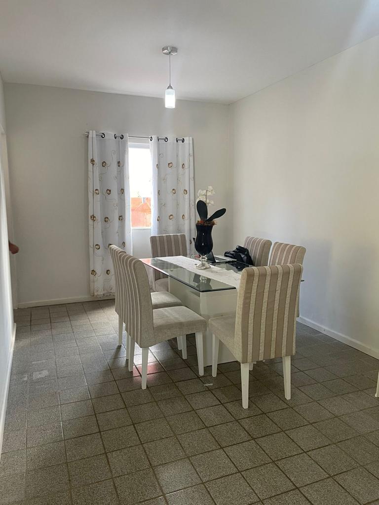 Imagem Casa de Condomínio com 4 Quartos à Venda ou Locação, 200 m² em Guarajuba (Monte Gordo) - Camaçari Imagem Casa de Condomínio com 4 Quartos à Venda ou Locação, 200 m² em Guarajuba (Monte Gordo) - Camaçari