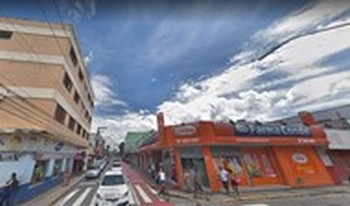Condomínio Ipe - Centro - Caraguatatuba - SP
