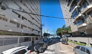 Condomínio Uiquend - Praia De Itararé - São Vicente - SP