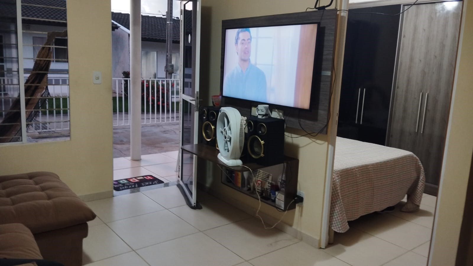 Imagem Casa com 2 Quartos à Venda, 50 m² em Cidade Universitária - Maceió Imagem Casa com 2 Quartos à Venda, 50 m² em Cidade Universitária - Maceió
