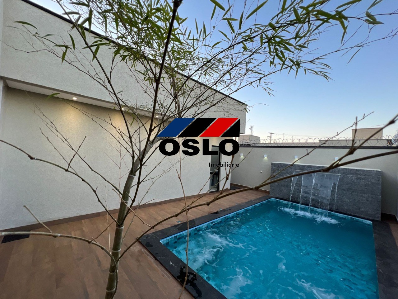 Imagem Casa com 4 Quartos à Venda, 192 m²em Moinho dos Ventos - Goiânia