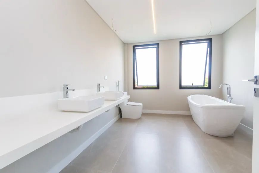 Imagem Casa de Condomínio com 4 Quartos à Venda, 500 m² em Orleans - Curitiba Imagem Casa de Condomínio com 4 Quartos à Venda, 500 m² em Orleans - Curitiba
