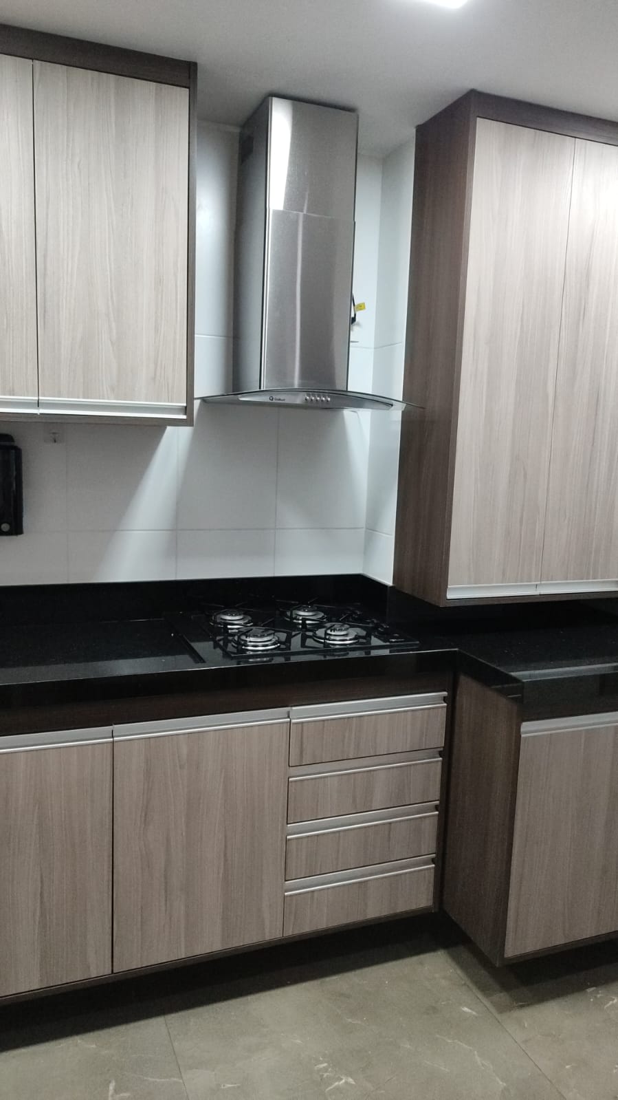 Imagem Apartamento com 2 Quartos à Venda, 60 m²em Jardim Tupanci - Barueri
