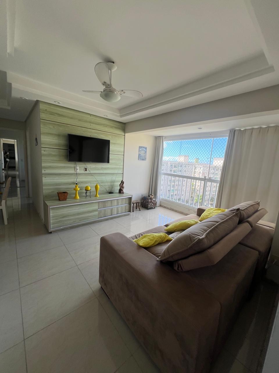 Imagem Apartamento com 3 Quartos para Alugar, 83 m²em Buraquinho - Lauro de Freitas