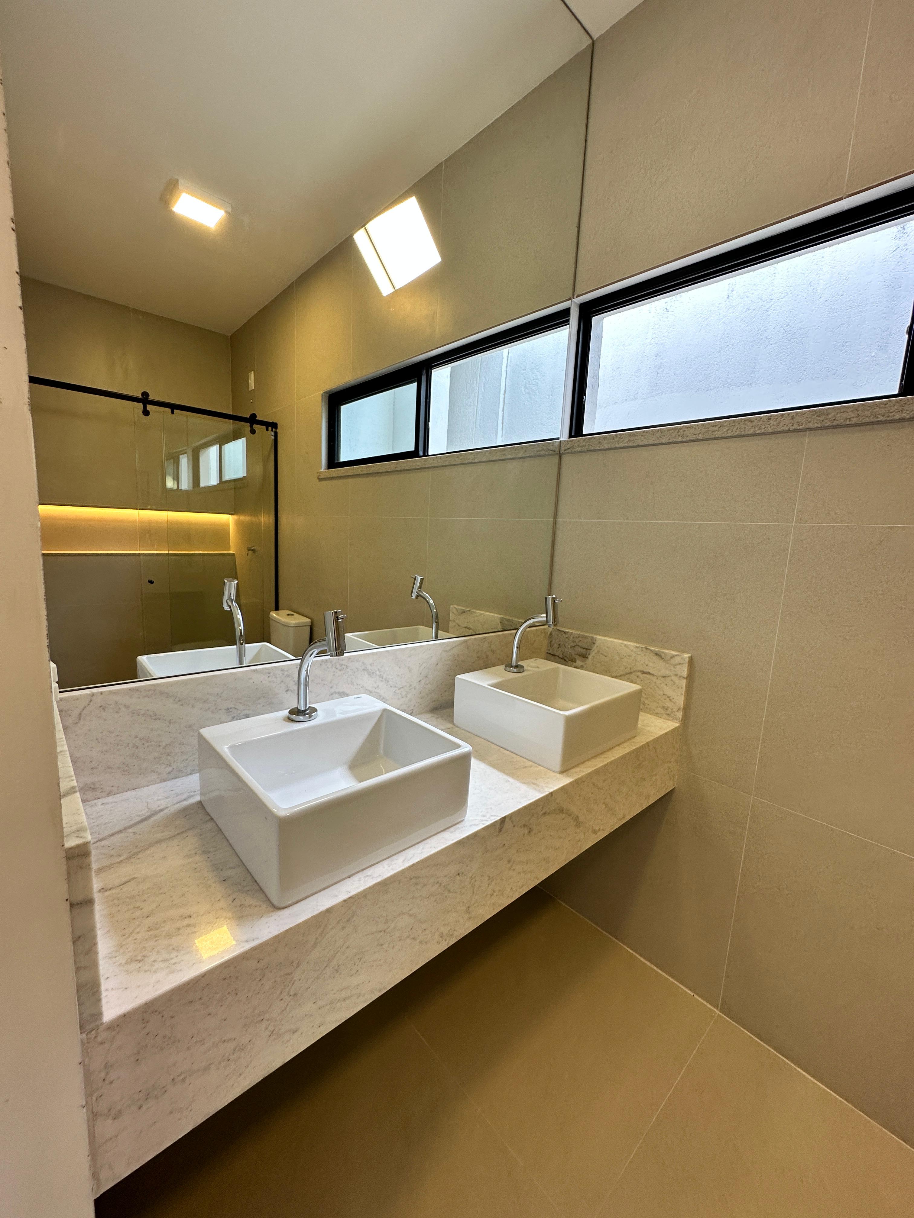 Imagem Casa com 4 Quartos à Venda, 144 m²em Timbu - Eusébio 