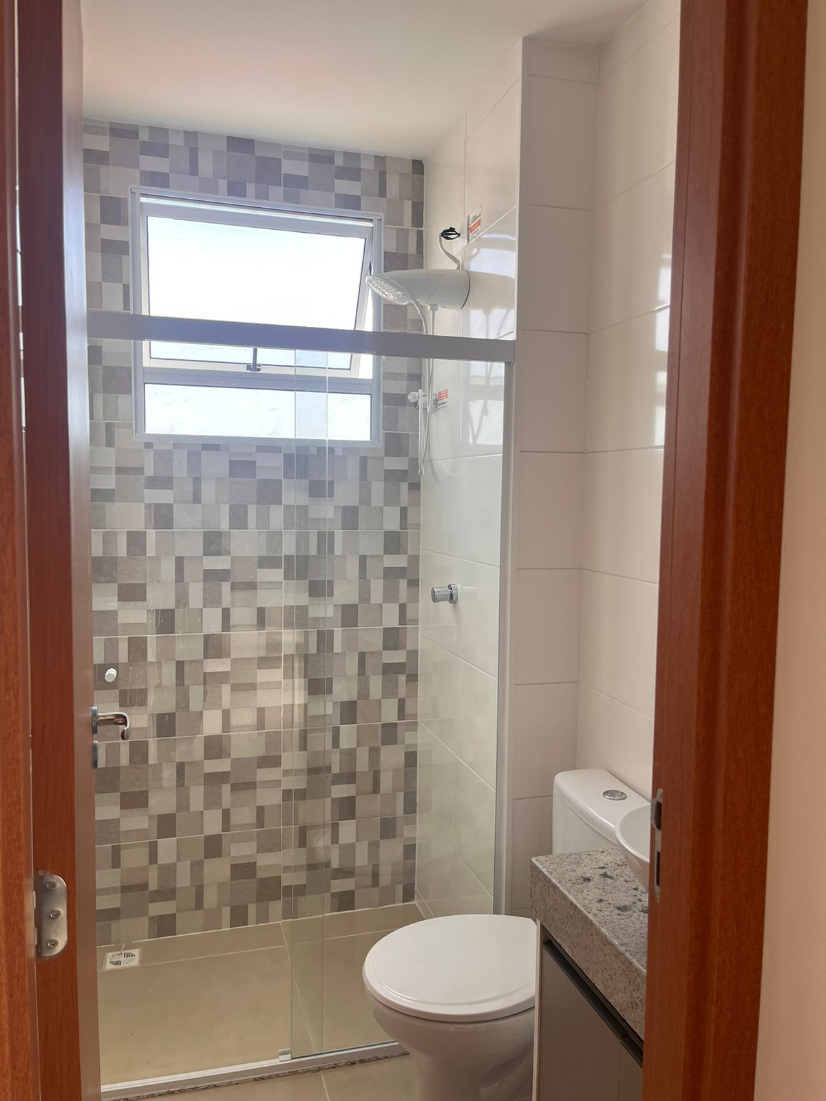 Imagem Apartamento com 2 Quartos para Alugar, 60 m²em Buraquinho - Lauro de Freitas Imagem Apartamento com 2 Quartos para Alugar, 60 m²em Buraquinho - Lauro de Freitas