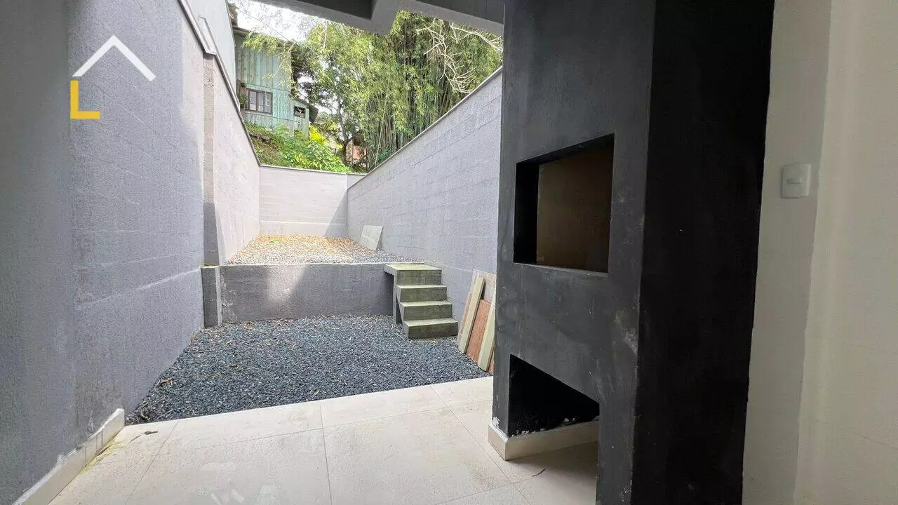 Imagem Sobrado com 2 Quartos à Venda, 96 m²em Bom Retiro - Joinville