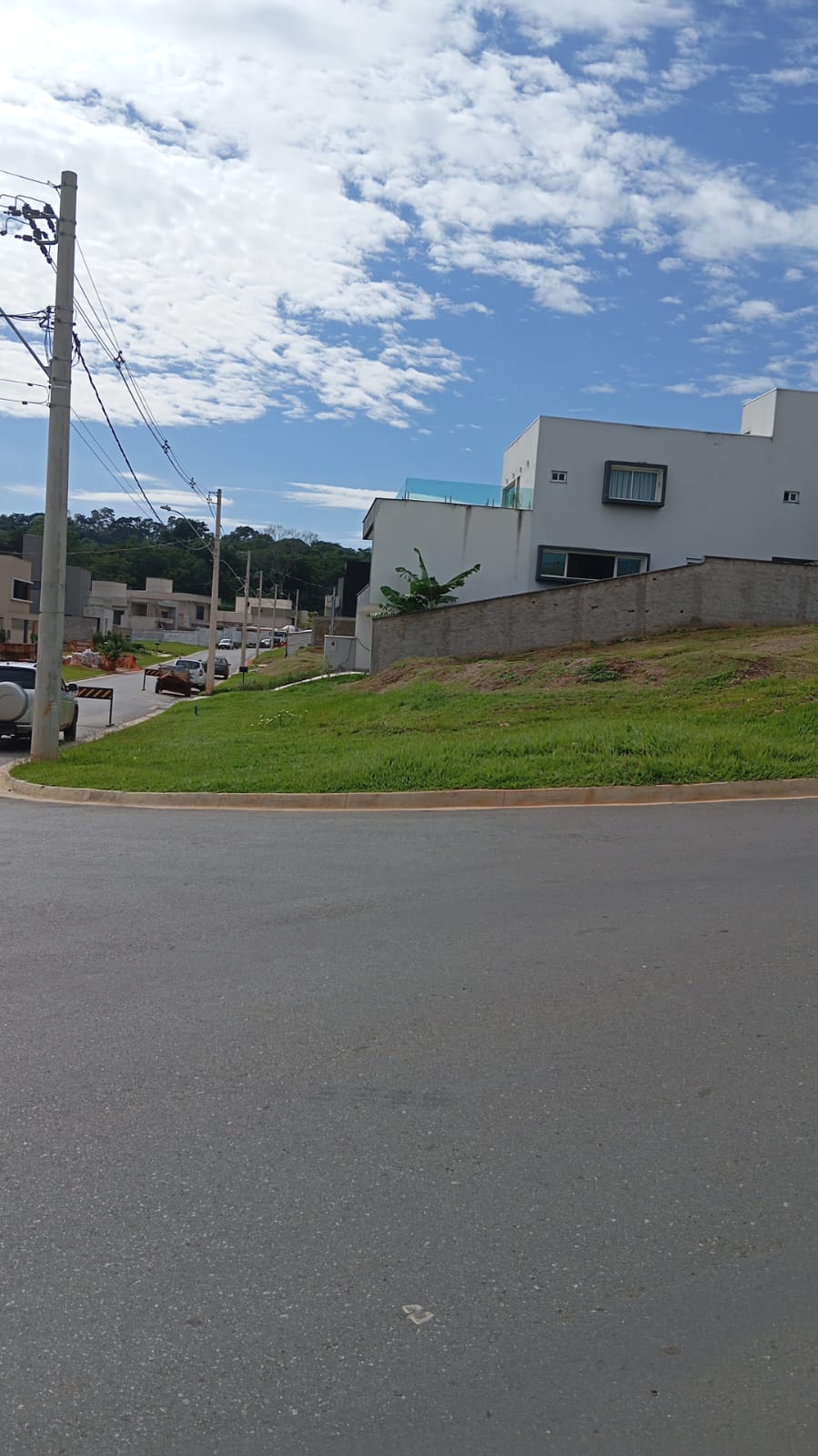 Imagem Terreno em Condomínio à Venda, 336 m²em Jardins Barcelona - Senador Canedo Imagem Terreno em Condomínio à Venda, 336 m²em Jardins Barcelona - Senador Canedo