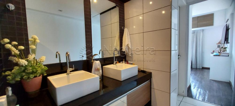 Imagem Apartamento com 3 Quartos à Venda, 180 m² em Boa Viagem - Recife Imagem Apartamento com 3 Quartos à Venda, 180 m² em Boa Viagem - Recife