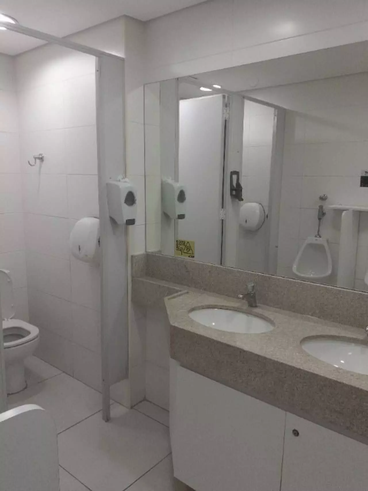 Imagem Sala Comercial à Venda ou Locação, 775 m² em Pinheiros - São Paulo