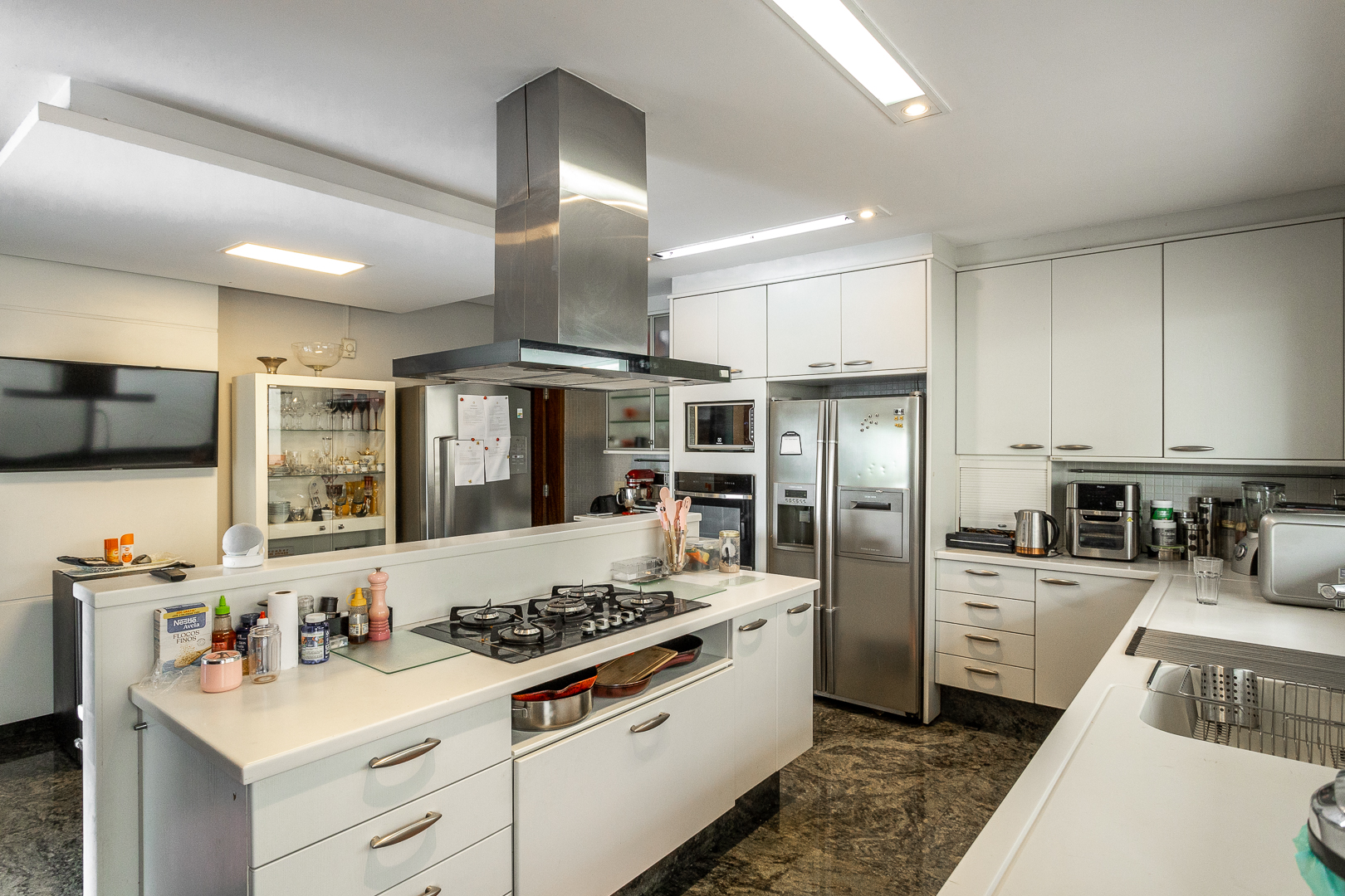 Imagem Casa de Condomínio com 5 Quartos à Venda ou Locação, 530 m² em Alphaville - Santana de Parnaíba Imagem Casa de Condomínio com 5 Quartos à Venda ou Locação, 530 m² em Alphaville - Santana de Parnaíba