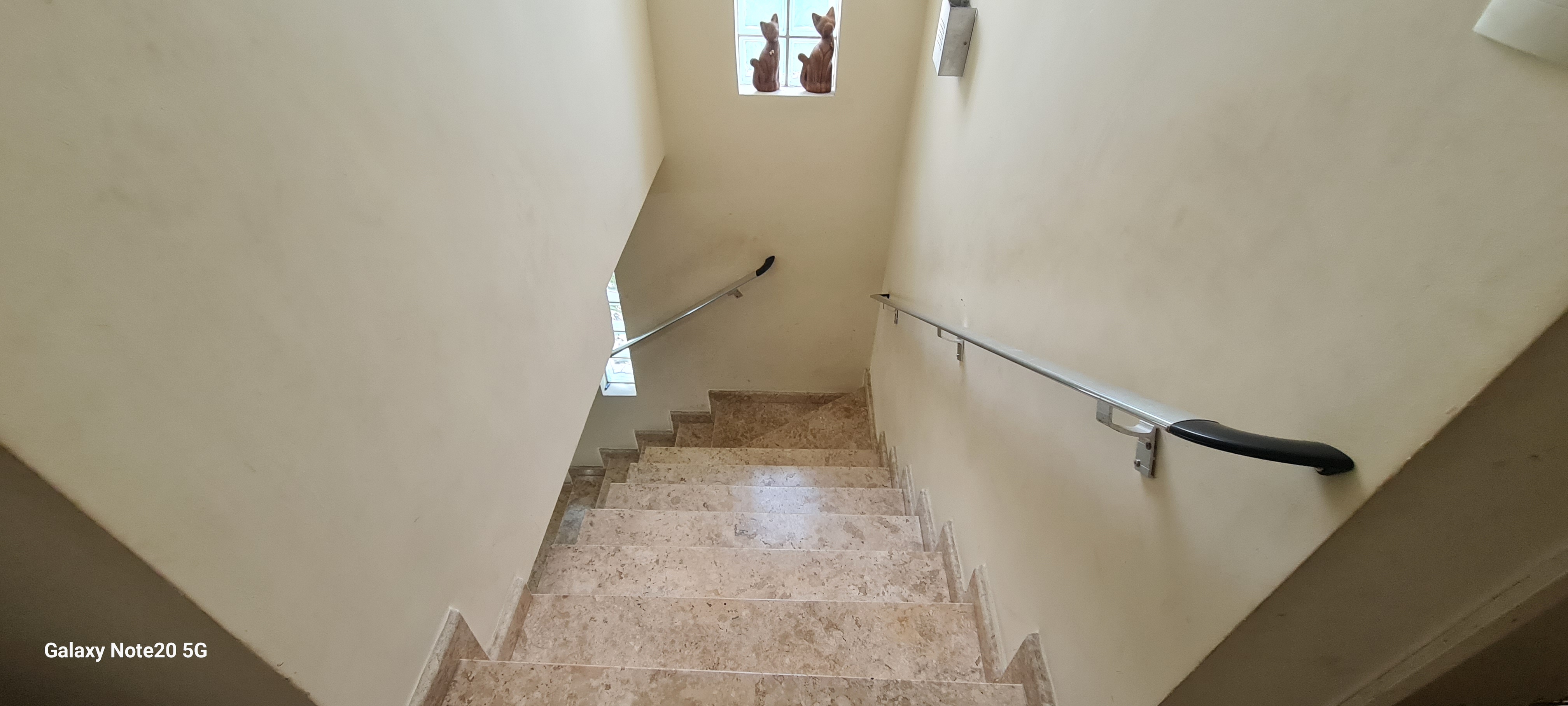 Imagem Sobrado com 3 Quartos à Venda, 184 m²em Parque Bitaru - São Vicente