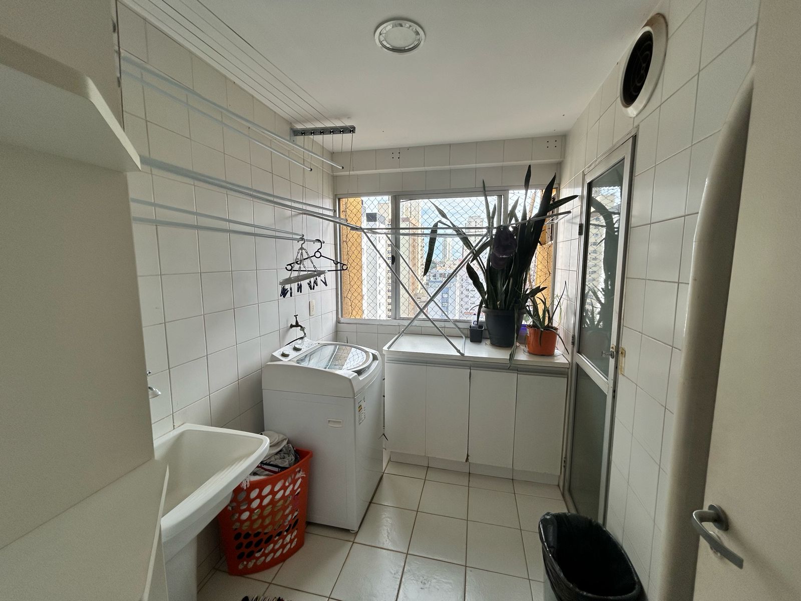 Imagem Apartamento com 3 Quartos à Venda, 180 m²em Setor Bela Vista - Goiânia Imagem Apartamento com 3 Quartos à Venda, 180 m²em Setor Bela Vista - Goiânia