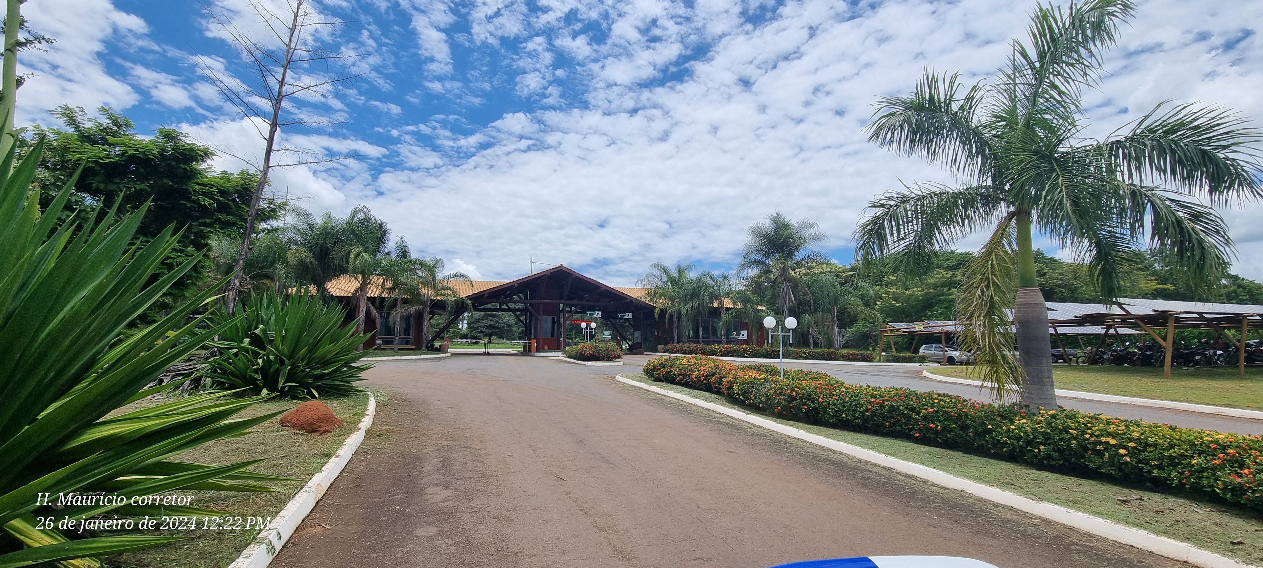Imagem Casa de Condomínio com 3 Quartos à Venda, 247 m²em Fazenda Santa Branca - Terezópolis de Goiás