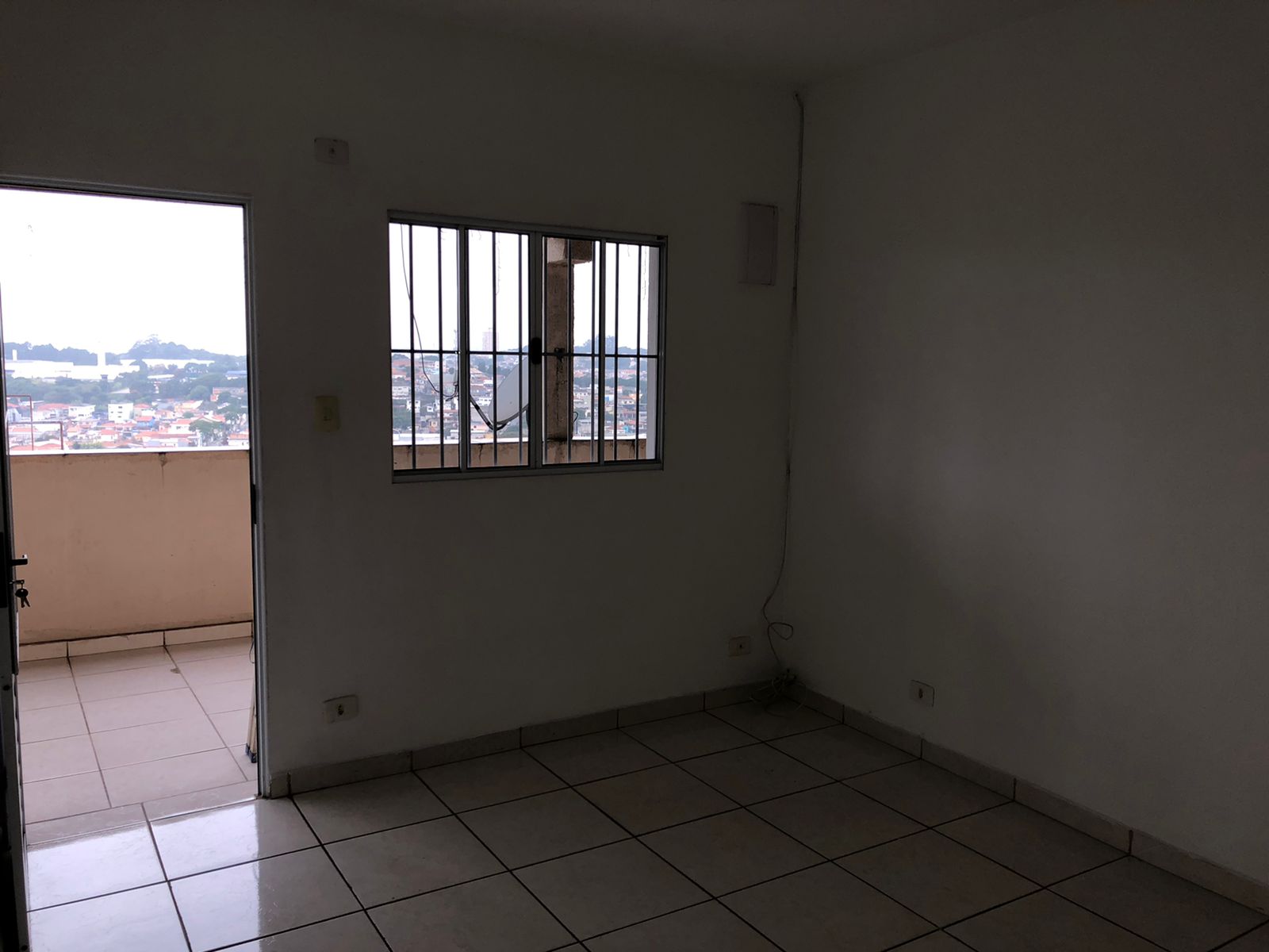 Imagem Casa com 1 Quarto para Alugar, 48 m² em Vila Menck - Osasco