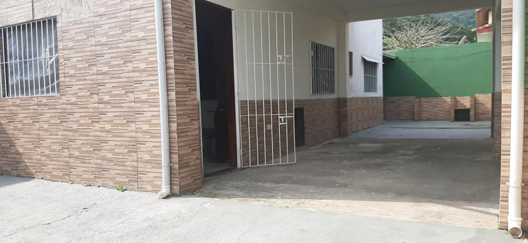 Imagem Casa com 1 Quarto à Venda, 70 m² em Vera Stellaq - Mongaguá