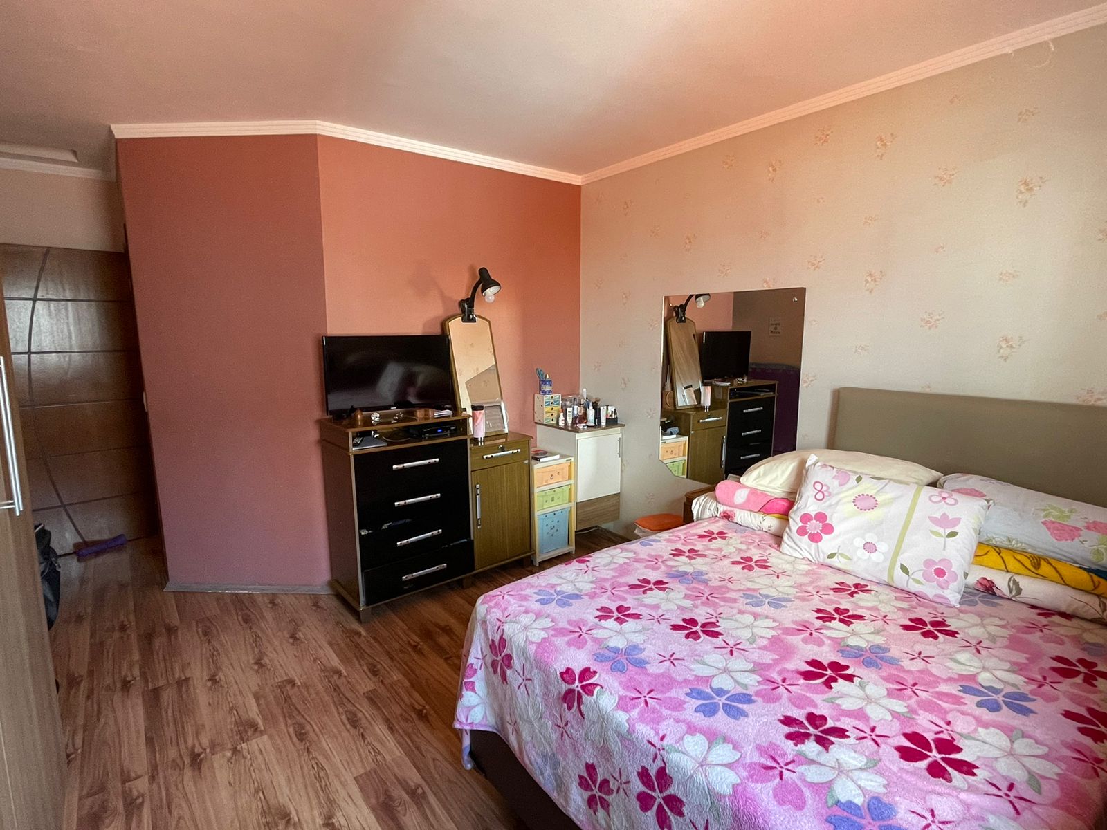 Imagem Sobrado com 3 Quartos à Venda, 250 m²em Vila Assunção - Santo André