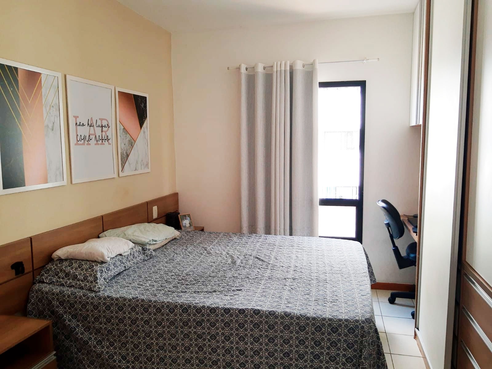 Imagem Apartamento com 3 Quartos à Venda, 75 m²em Pitangueiras - Lauro de Freitas