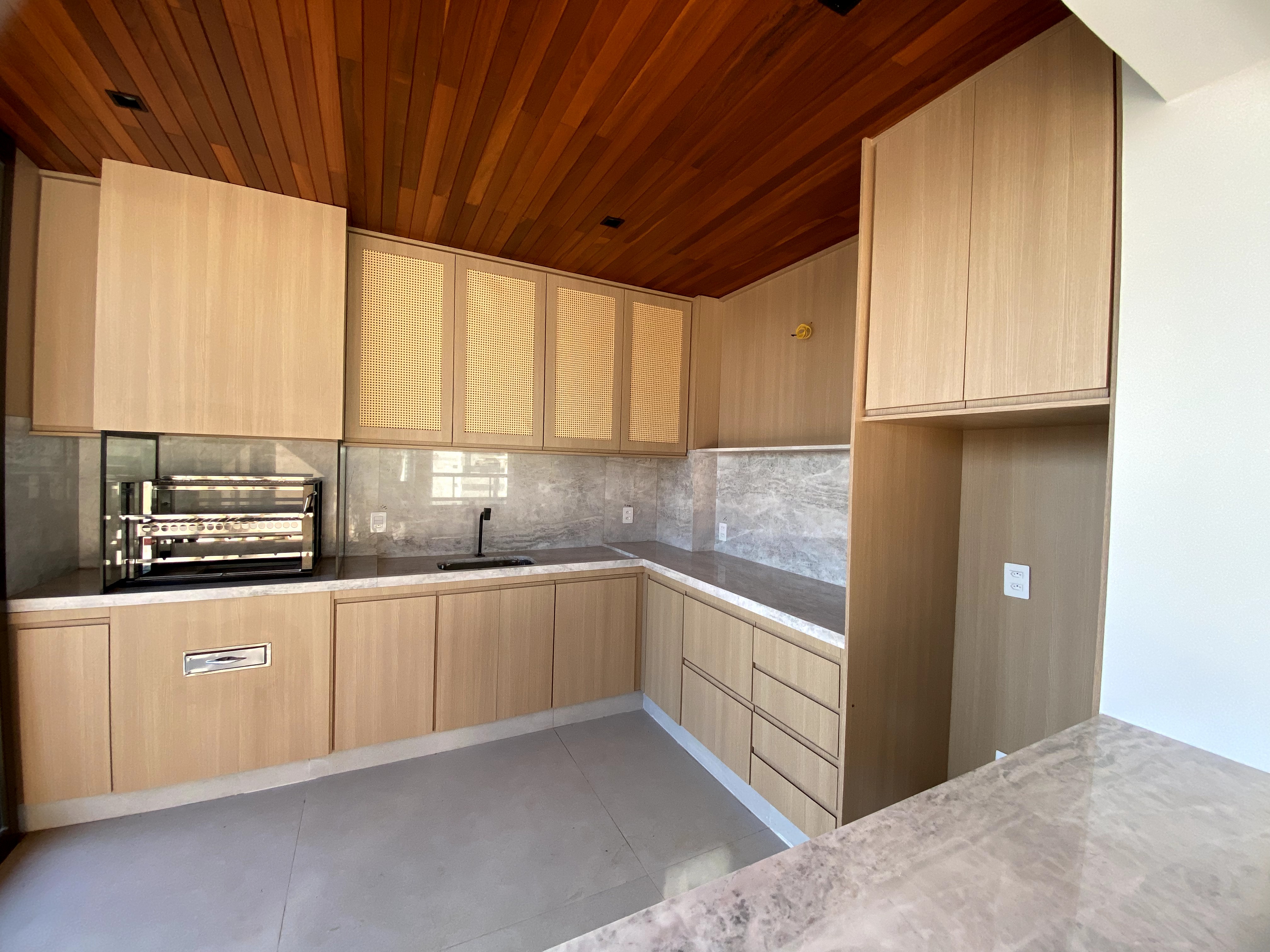 Imagem Apartamento com 4 Quartos à Venda, 216 m²em Martins - Uberlândia