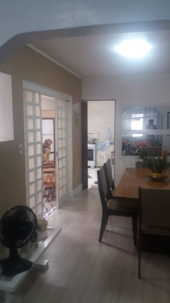 Imagem Casa com 2 Quartos à Venda, 125 m²em Parque Jaçatuba - Santo André