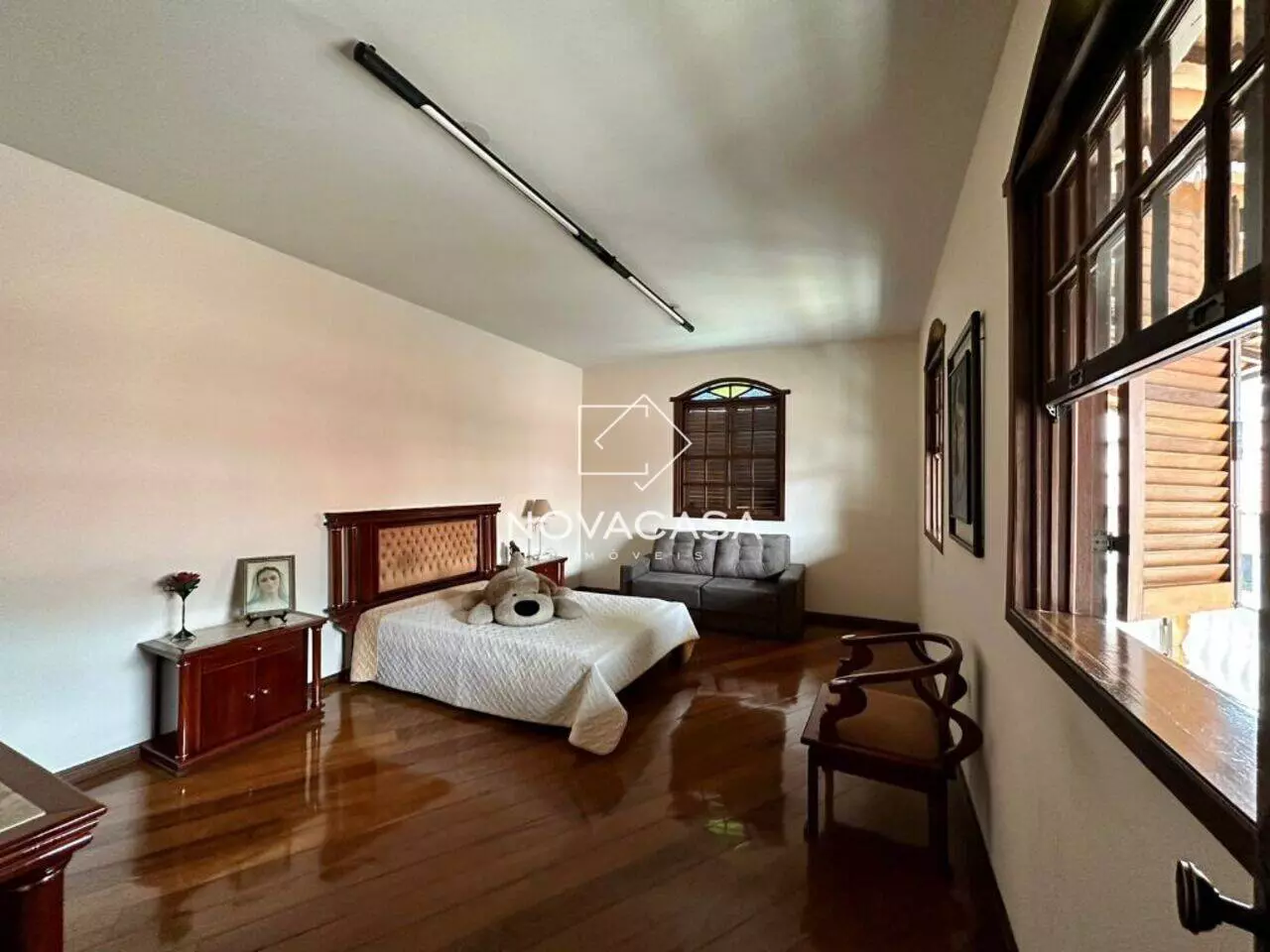 Imagem Casa com 5 Quartos à Venda, 625 m² em Santa Branca - Belo Horizonte Imagem Casa com 5 Quartos à Venda, 625 m² em Santa Branca - Belo Horizonte