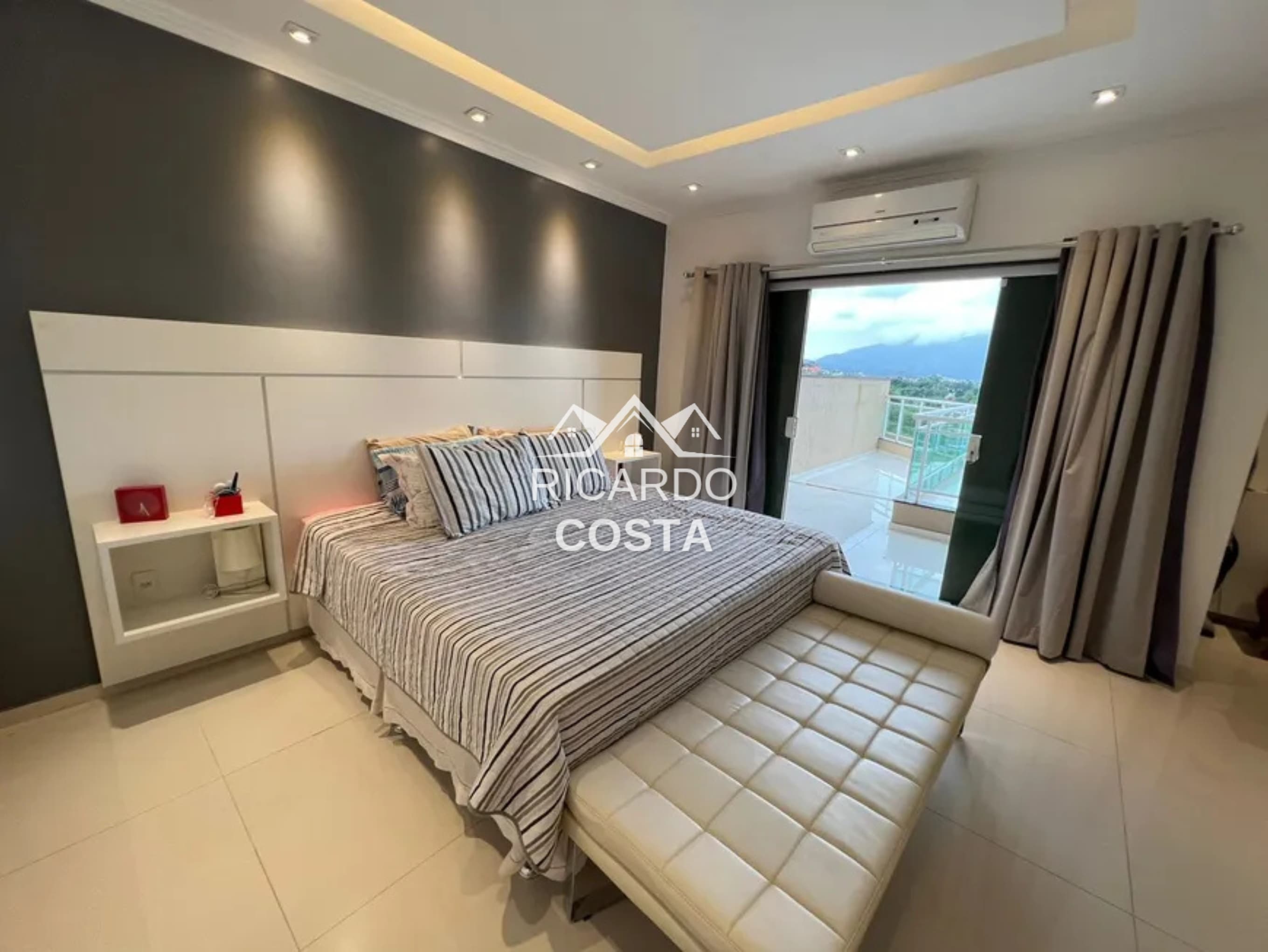 Imagem Casa de Condomínio com 3 Quartos à Venda ou Locação, 310 m² em Jacarepaguá - Rio de Janeiro