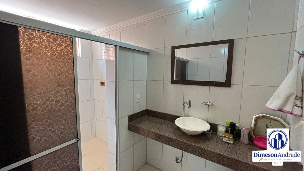 Imagem Casa com 2 Quartos à Venda, 245 m²em Dom Pedro I - Manaus