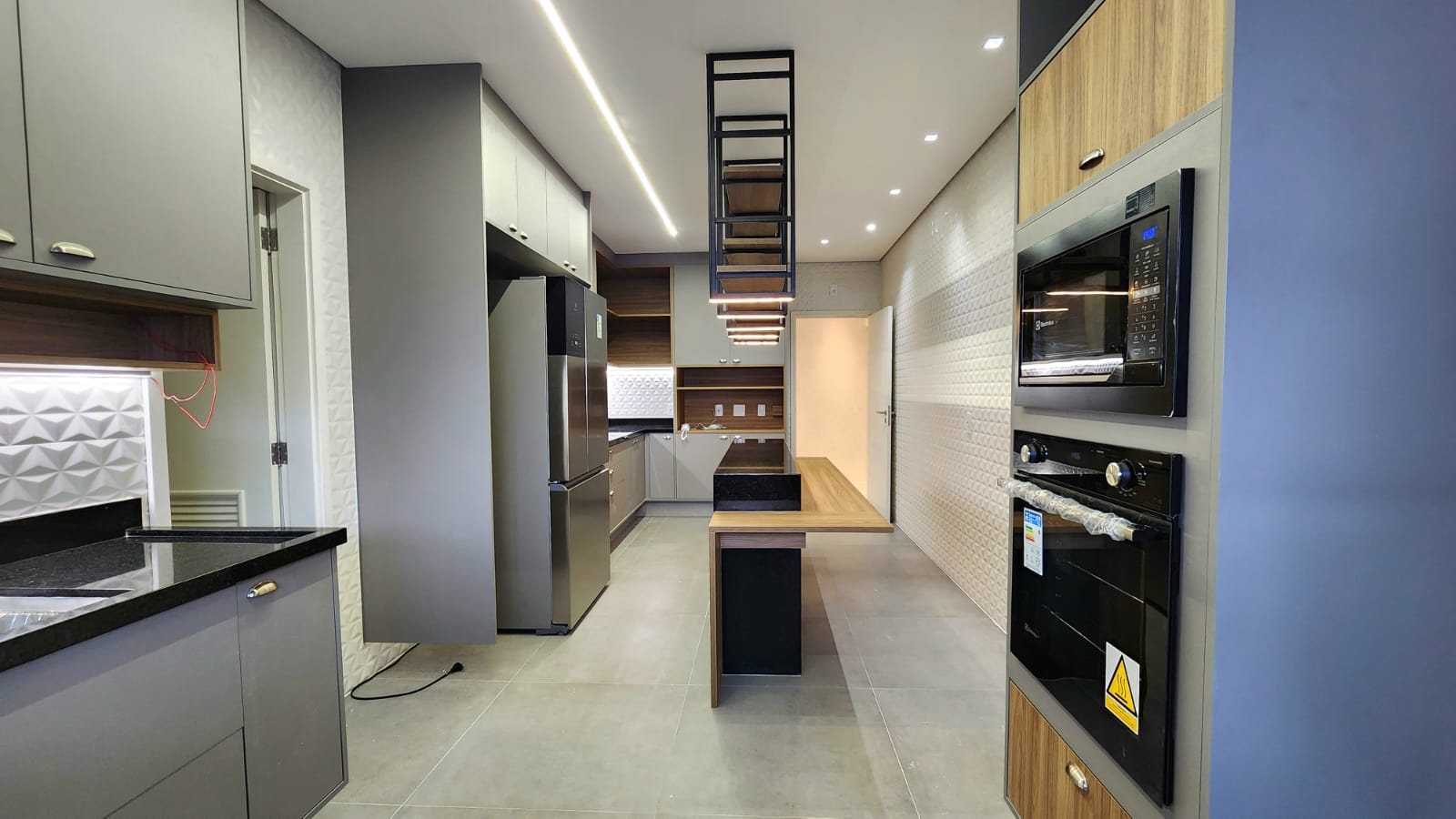 Imagem Apartamento com 4 Quartos à Venda, 251 m²em Pompéia - Santos Imagem Apartamento com 4 Quartos à Venda, 251 m²em Pompéia - Santos