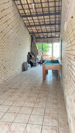 Imagem Casa com 3 Quartos à Venda, 100 m² em centro  - Cascavel
