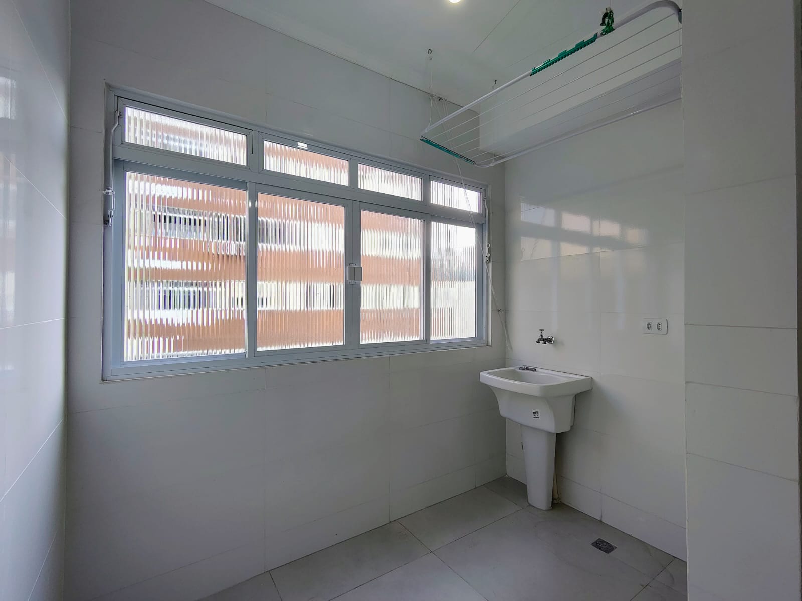 Imagem Apartamento com 3 Quartos à Venda, 75 m² em Encruzilhada - Santos