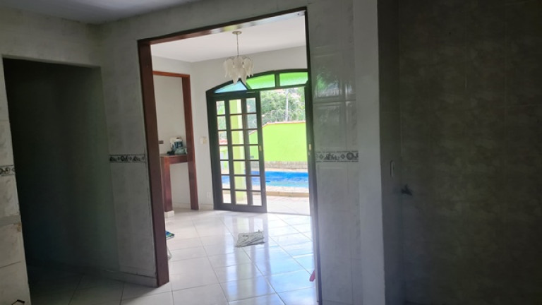 Imagem Casa com 3 Quartos à Venda, 300 m²em Araçatiba - Maricá