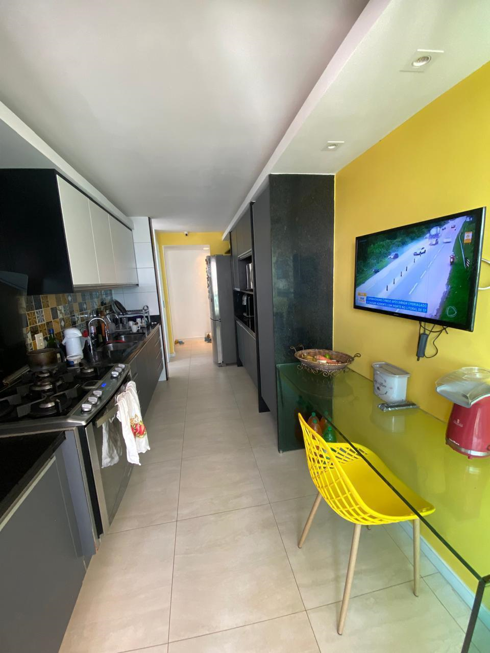 Imagem Apartamento com 4 Quartos à Venda, 200 m²em Pina - Recife